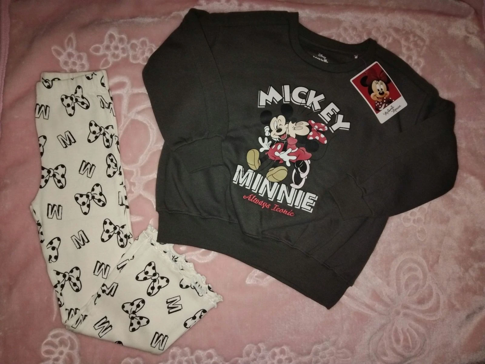 Ensemble minnie 